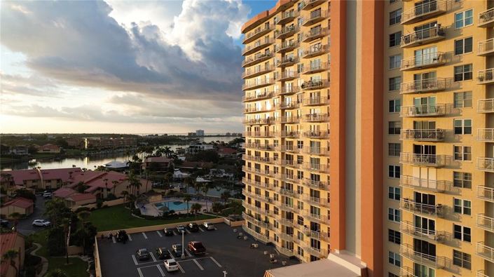 Image No.30-Propriété de 2 chambres à vendre à St. Petersburg