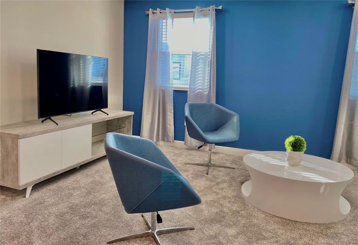 Image No.18-7 Bed Property for sale