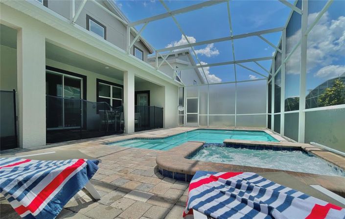 Image No.35-7 Bed Property for sale