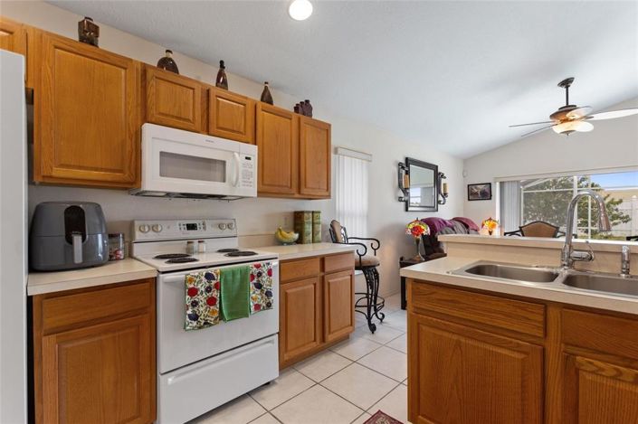 Image No.13-4 Bed Property for sale