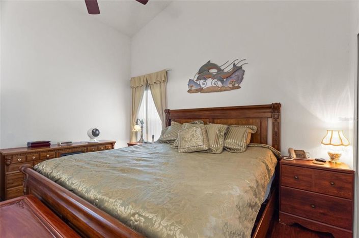 Image No.21-4 Bed Property for sale