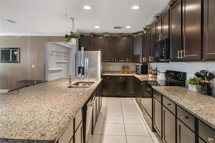 Image No.7-Propriété de 4 chambres à vendre à Davenport