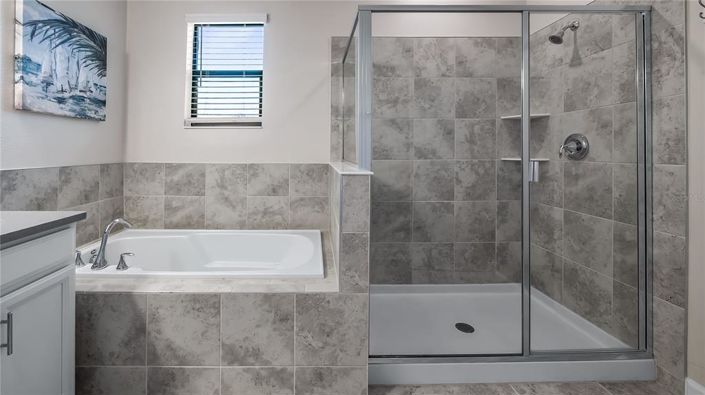 Image No.20-4 Bed Townhouse for sale