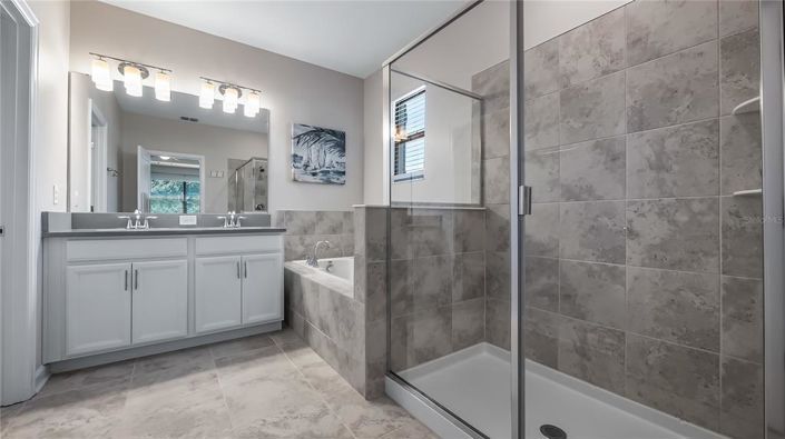 Image No.21-4 Bed Townhouse for sale