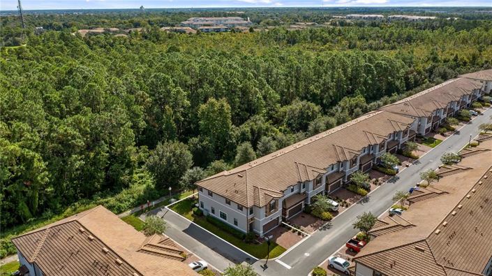 Image No.26-4 Bed Townhouse for sale