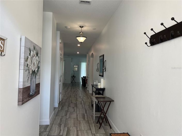 Image No.2-6 Bed Property for sale