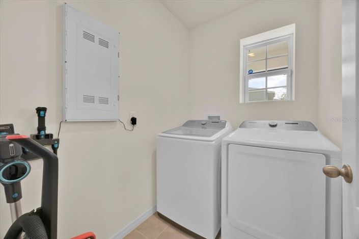 Image No.7-3 Bed Property for sale