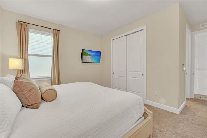 Image No.34-8 Bed Property for sale