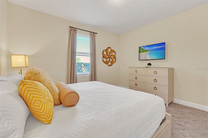 Image No.36-8 Bed Property for sale