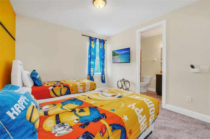 Image No.40-8 Bed Property for sale