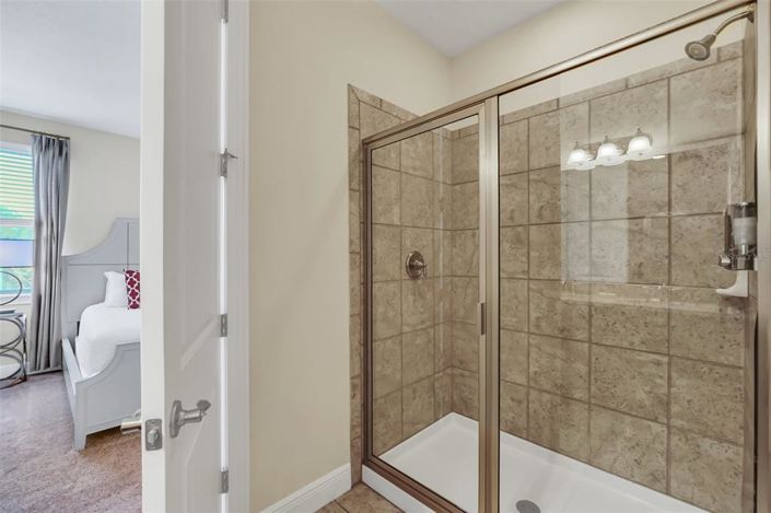 Image No.53-8 Bed Property for sale