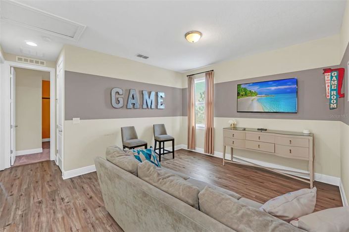 Image No.57-8 Bed Property for sale