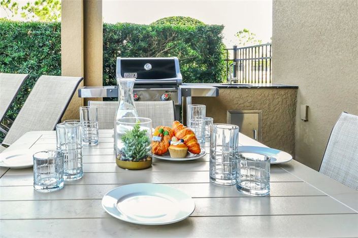 Image No.62-8 Bed Property for sale