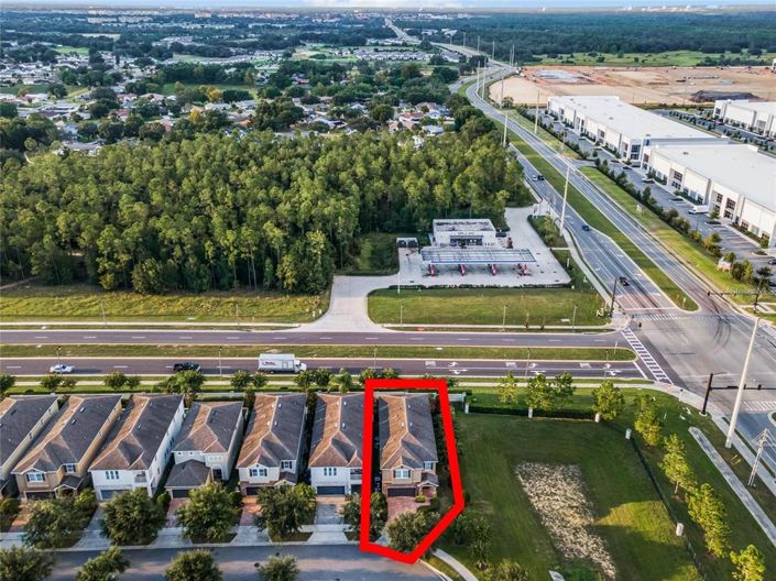 Image No.69-8 Bed Property for sale