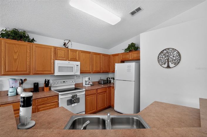 Image No.9-4 Bed Property for sale