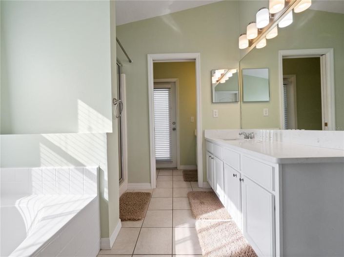 Image No.21-4 Bed Property for sale