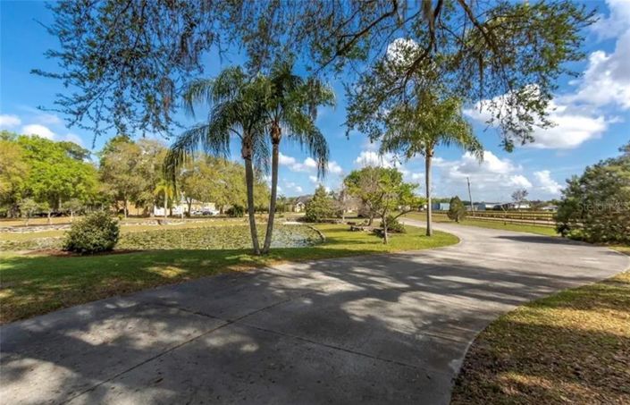 Image No.12-5 Bed Property for sale