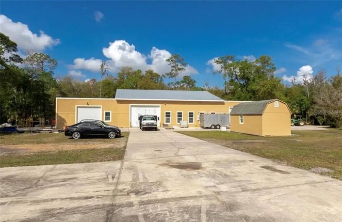 Image No.14-5 Bed Property for sale