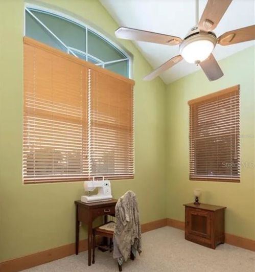 Image No.27-5 Bed Property for sale