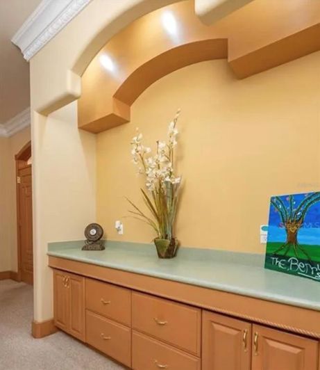 Image No.41-5 Bed Property for sale