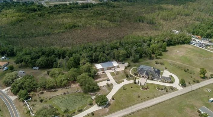 Image No.56-5 Bed Property for sale