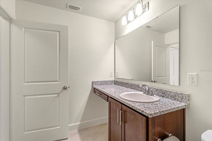 Image No.23-3 Bed Property for sale