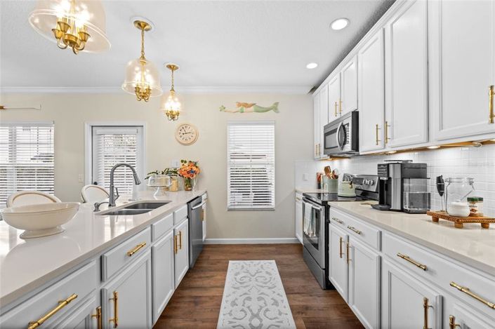 Image No.5-3 Bed Property for sale