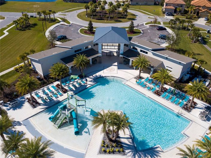 Image No.73-9 Bed Property for sale