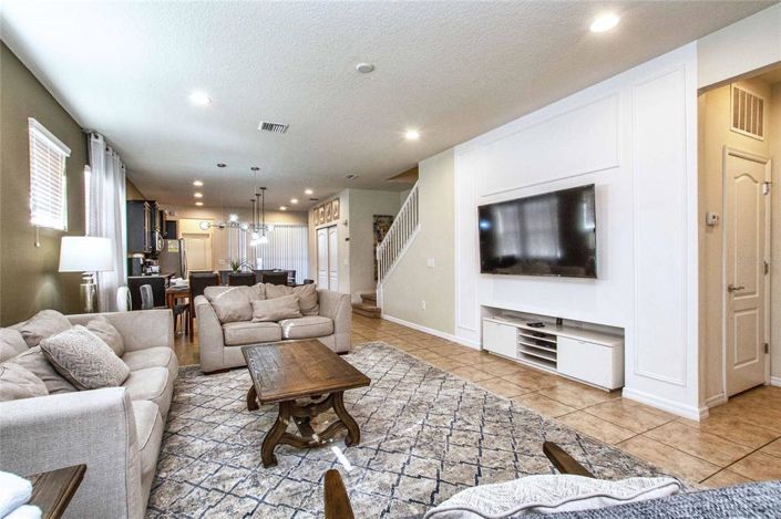 Image No.3-Propriété de 5 chambres à vendre à Kissimmee