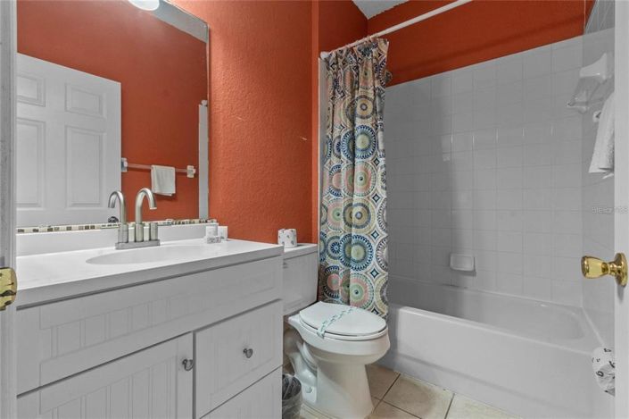 Image No.14-Propriété de 3 chambres à vendre à Clermont