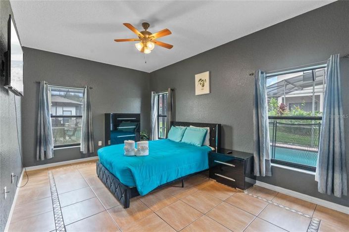 Image No.16-Propriété de 3 chambres à vendre à Clermont