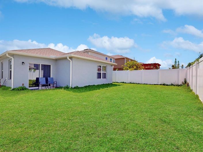 Image No.30-3 Bed Property for sale