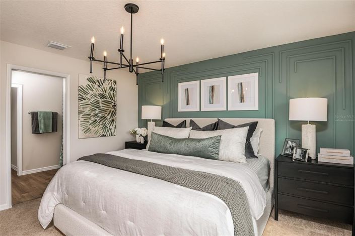 Image No.14-4 Bed Townhouse for sale