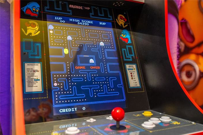 Image No.19-6 Bed Property for sale