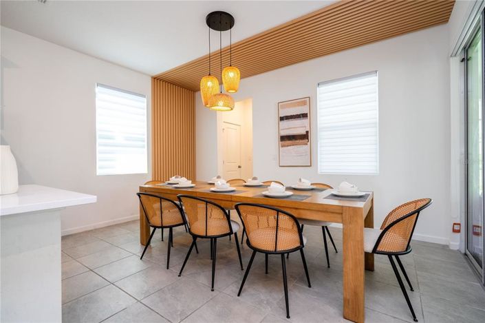 Image No.36-6 Bed Property for sale