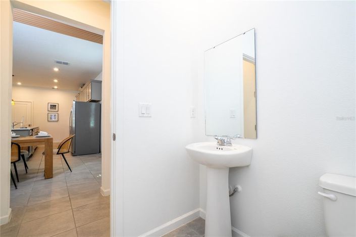 Image No.40-6 Bed Property for sale