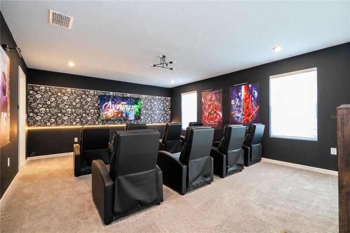 Image No.43-6 Bed Property for sale