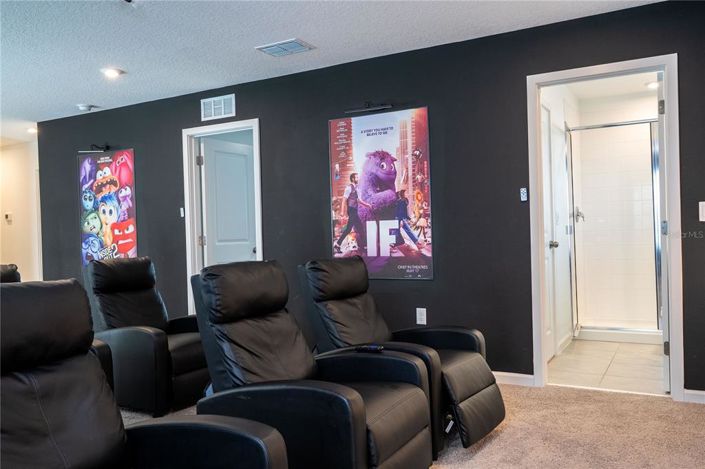 Image No.45-6 Bed Property for sale