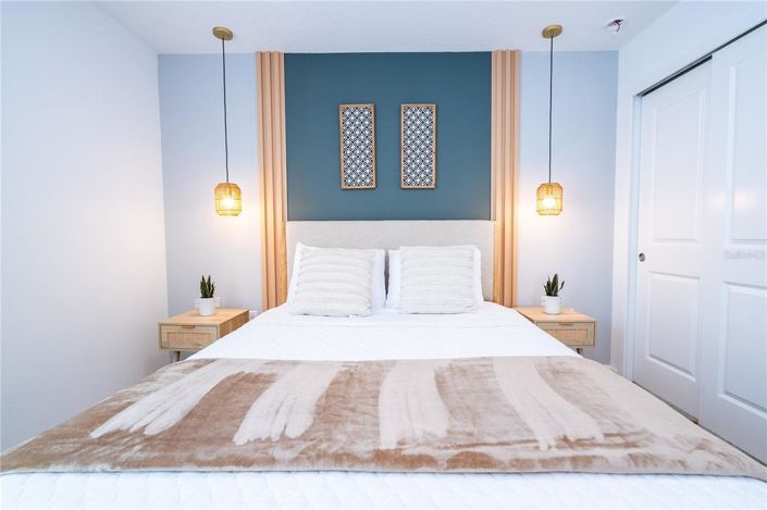 Image No.53-6 Bed Property for sale