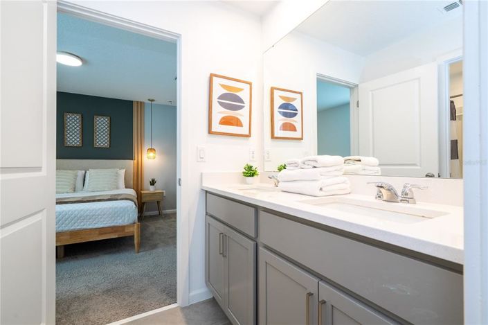 Image No.57-6 Bed Property for sale