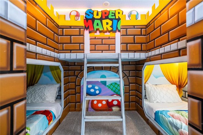 Image No.73-6 Bed Property for sale