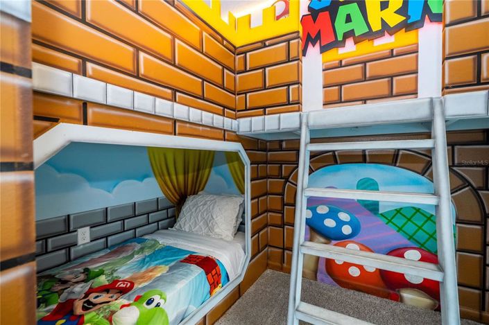 Image No.74-6 Bed Property for sale