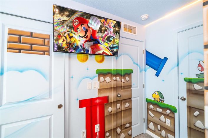 Image No.76-6 Bed Property for sale