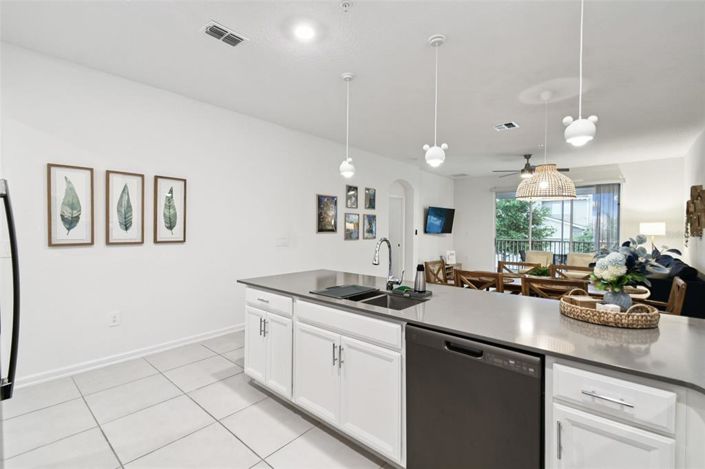 Image No.6-3 Bed Property for sale