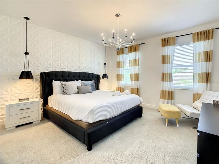 Image No.55-9 Bed Property for sale