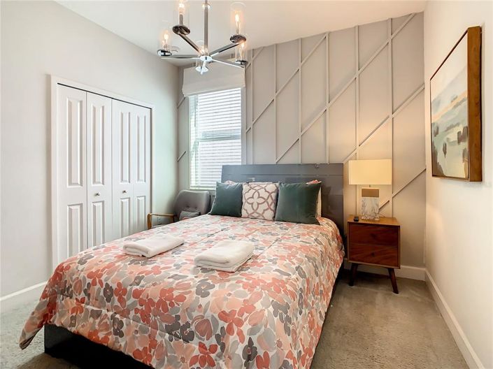 Image No.67-9 Bed Property for sale