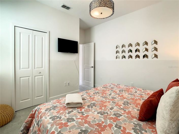 Image No.76-9 Bed Property for sale