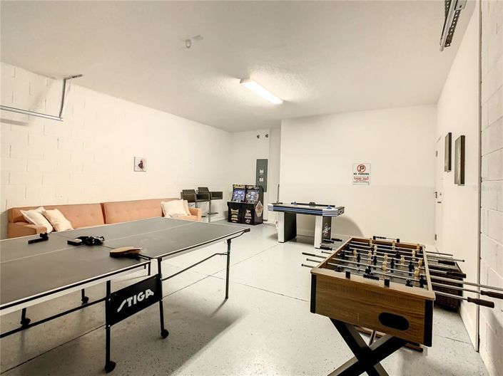 Image No.85-9 Bed Property for sale