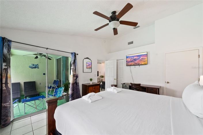 Image No.11-3 Bed Property for sale