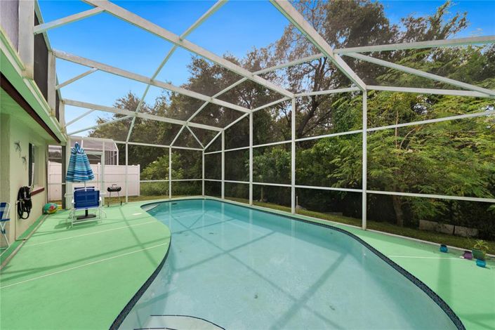 Image No.17-3 Bed Property for sale